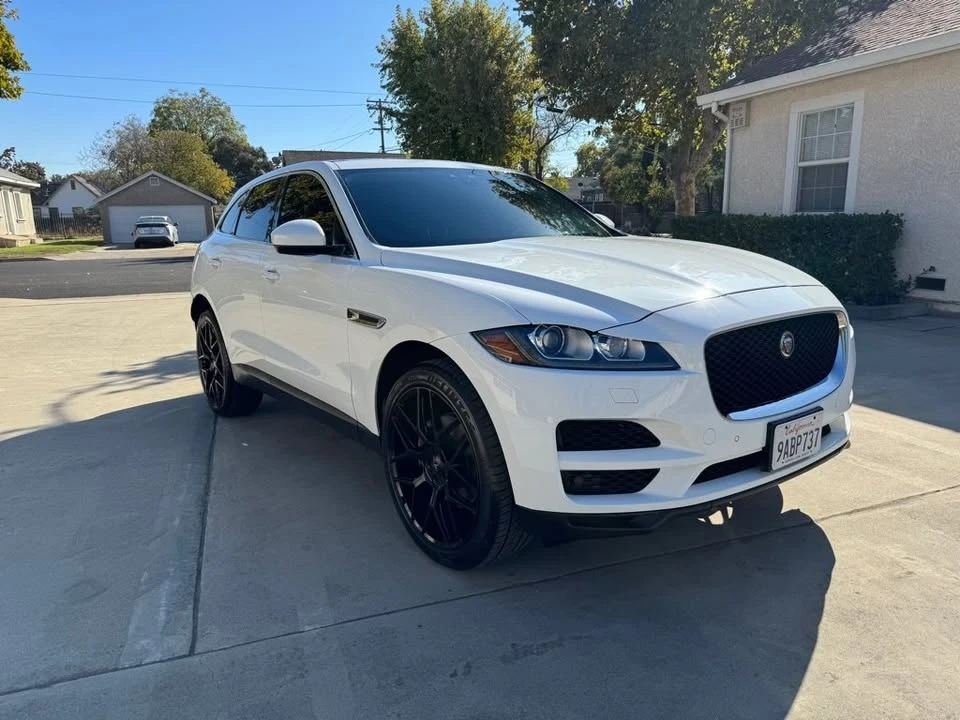 2019 Jaguar F-Pace - Image 3 of 12