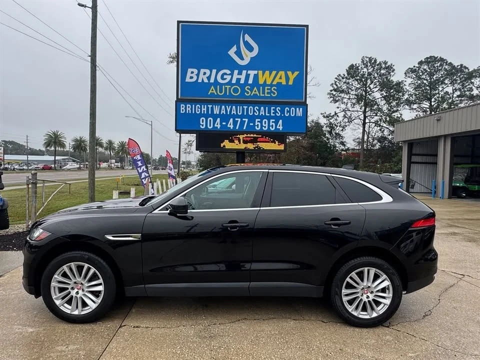 2019 Jaguar F-Pace - Image 2 of 13