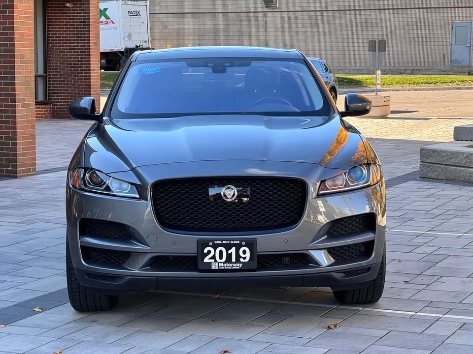 2019 Jaguar F-Pace - Image 3 of 20