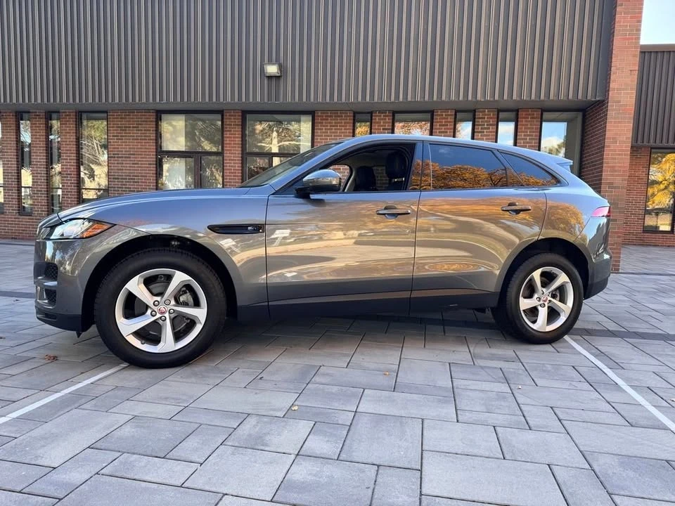 2019 Jaguar F-Pace - Image 11 of 20