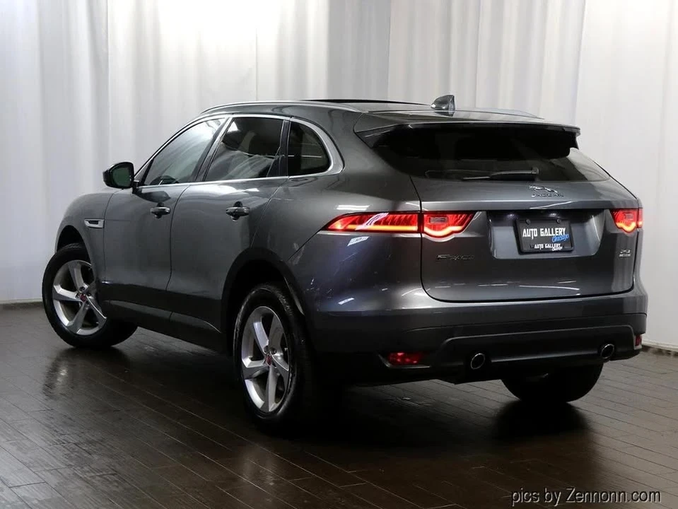 2019 Jaguar F-Pace - Image 9 of 20