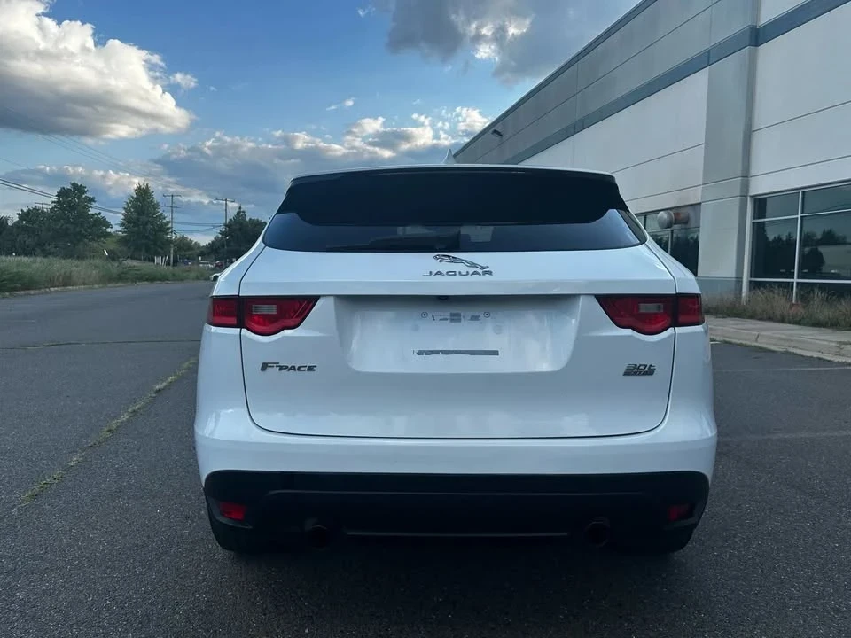 2019 Jaguar F-Pace - Image 5 of 13