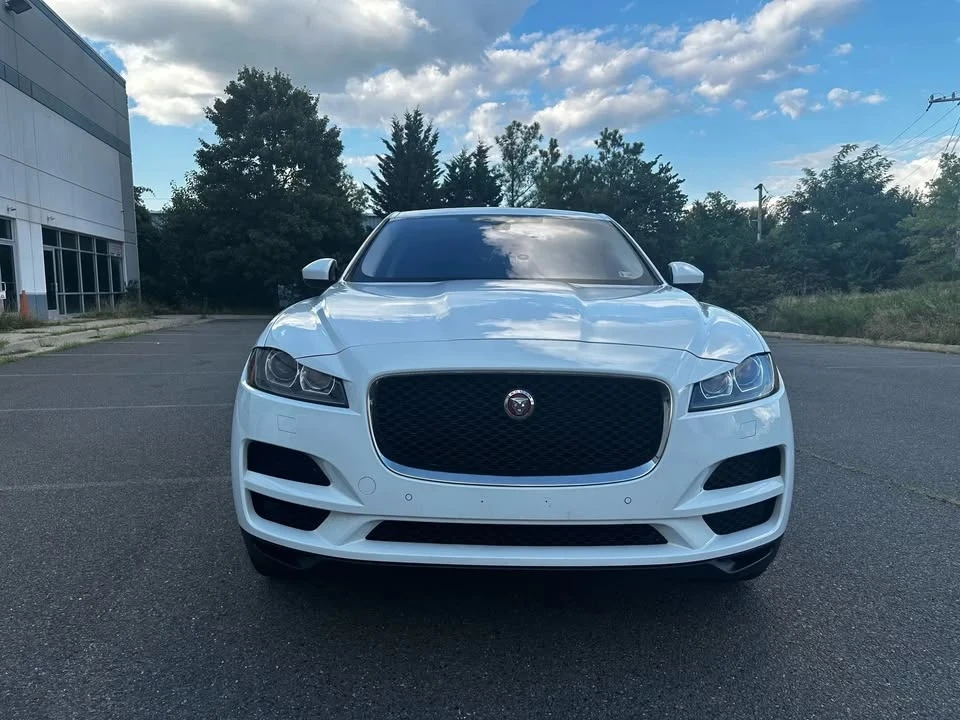 2019 Jaguar F-Pace - Image 2 of 13