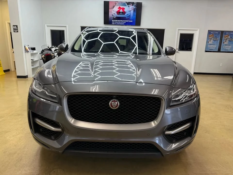 2019 Jaguar F-Pace - Image 3 of 19