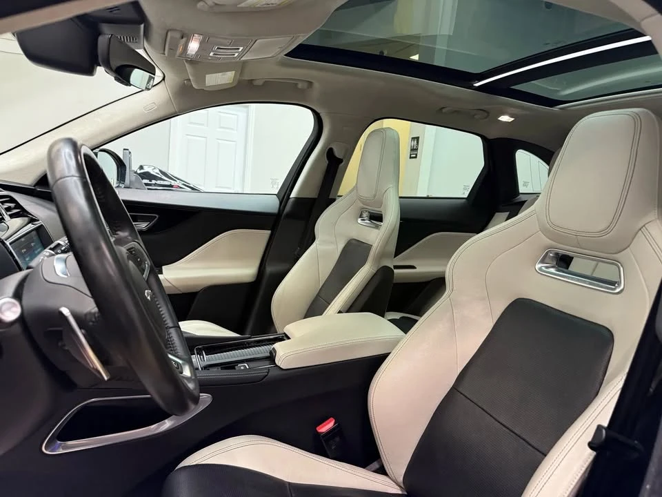 2019 Jaguar F-Pace - Image 13 of 19