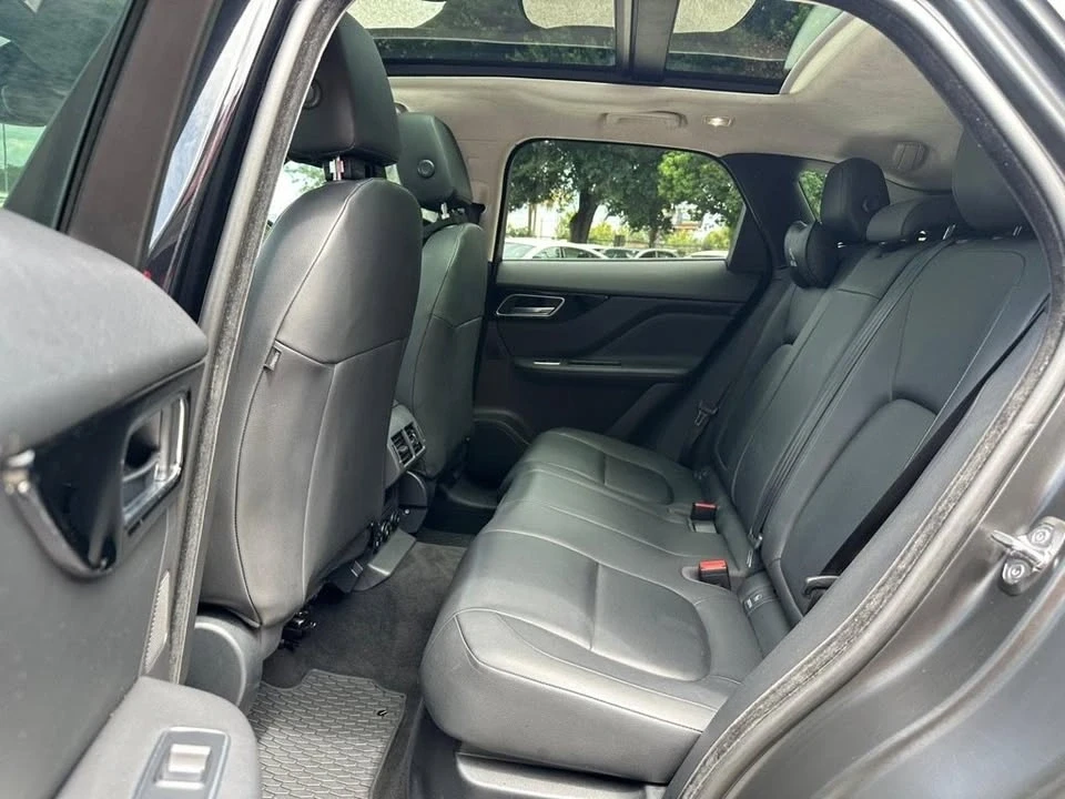 2019 Jaguar F-Pace - Image 14 of 20