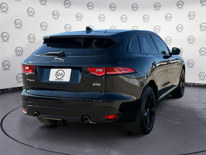 2019 Jaguar F-Pace - Image 4 of 18