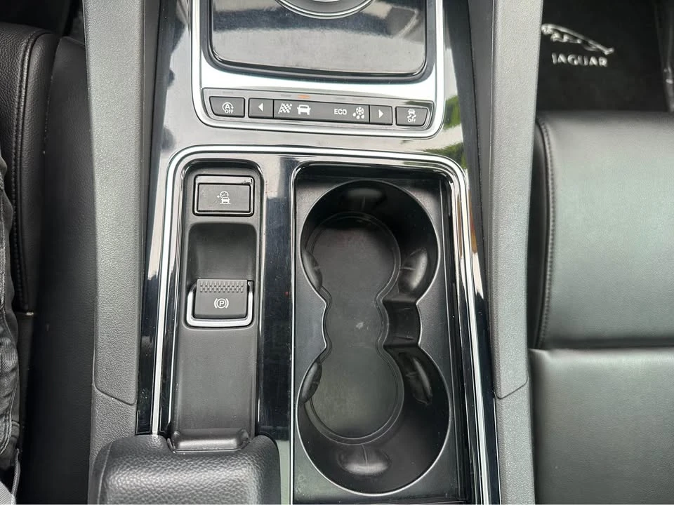 2019 Jaguar F-Pace - Image 19 of 19