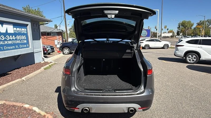 2019 Jaguar F-Pace - Image 7 of 20