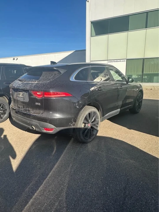 2019 Jaguar F-Pace - Image 2 of 4
