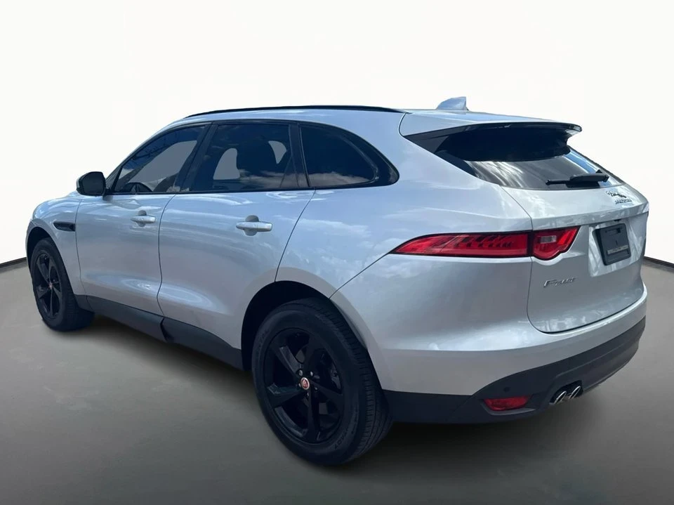 2019 Jaguar F-Pace - Image 7 of 20
