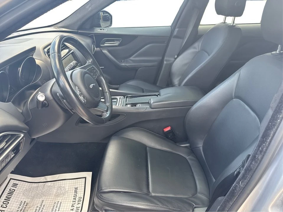 2019 Jaguar F-Pace - Image 9 of 20
