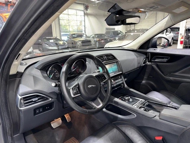 2019 Jaguar F-Pace - Image 7 of 20