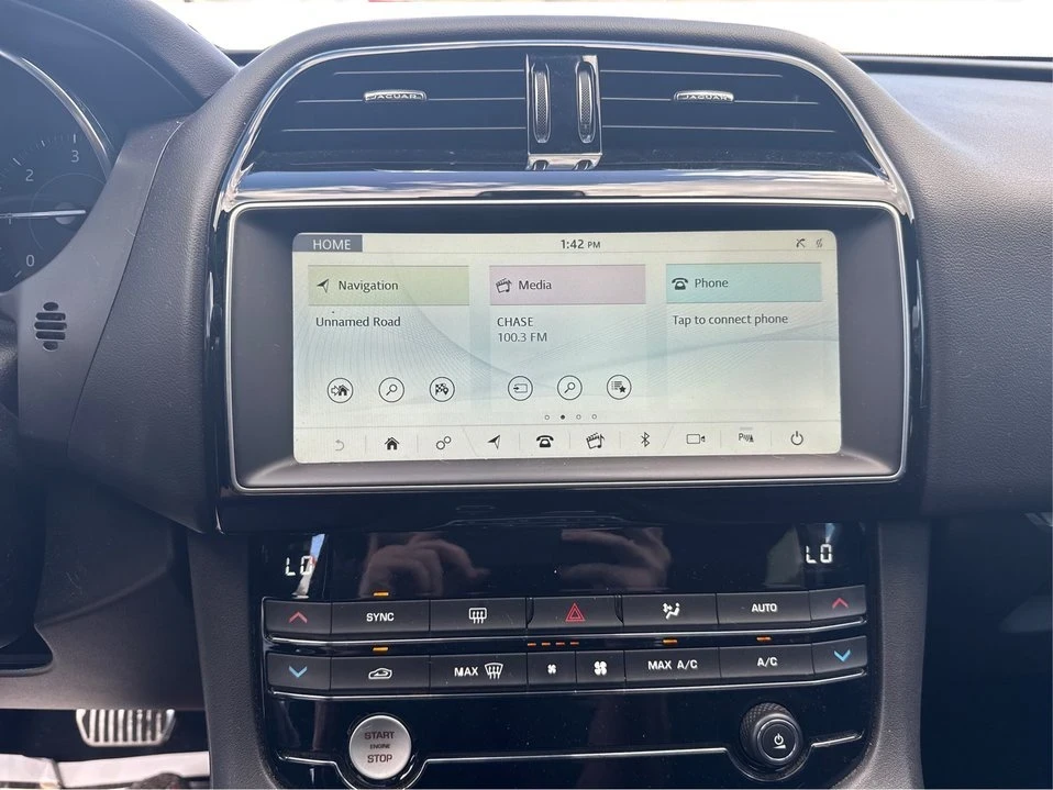 2019 Jaguar F-Pace - Image 16 of 20