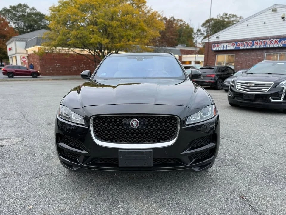 2019 Jaguar F-Pace - Image 5 of 19