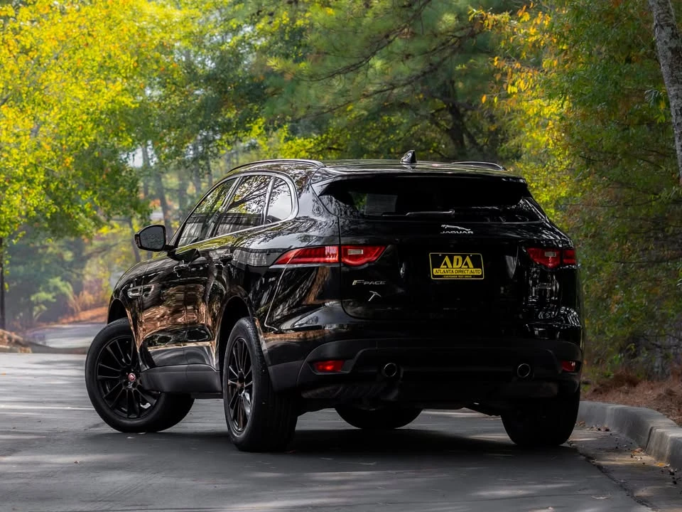 2019 Jaguar F-Pace - Image 3 of 18