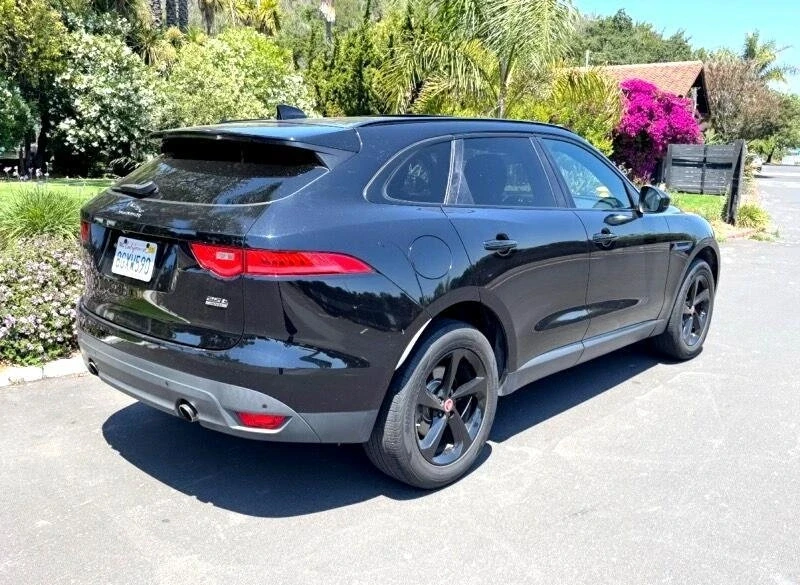 2019 Jaguar F-Pace - Image 5 of 17