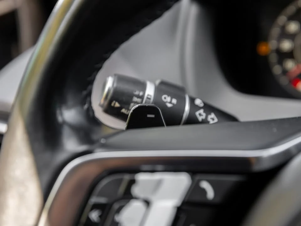 2019 Jaguar F-Pace - Image 6 of 18