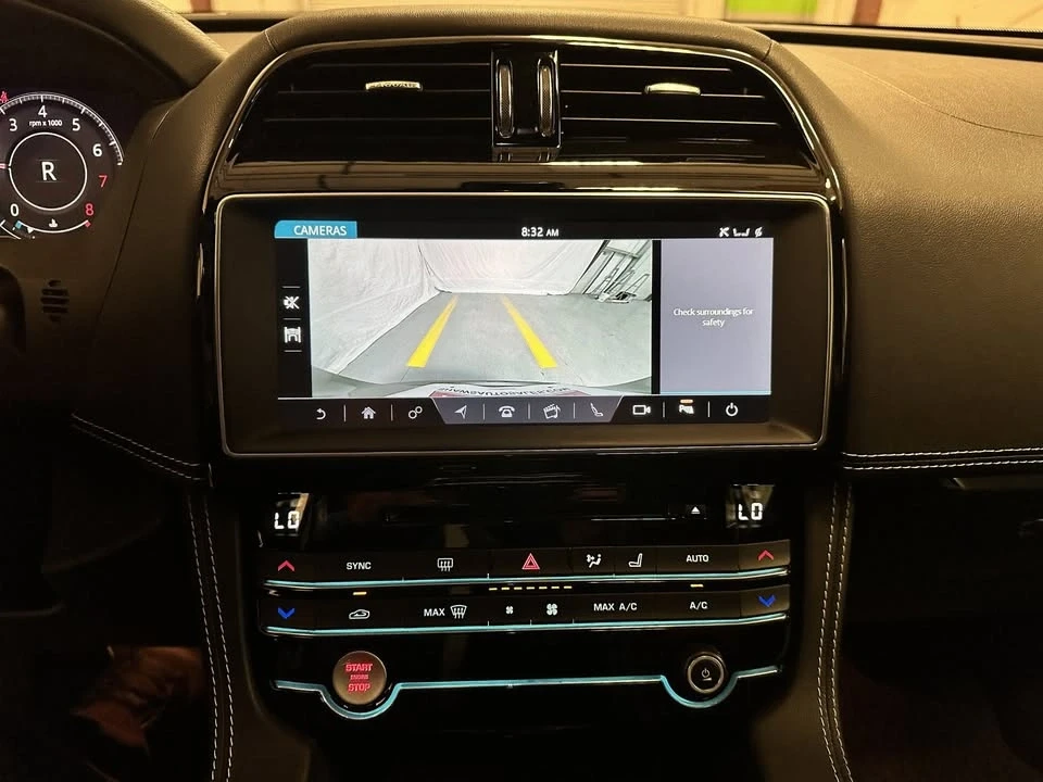 2019 Jaguar F-Pace - Image 12 of 19
