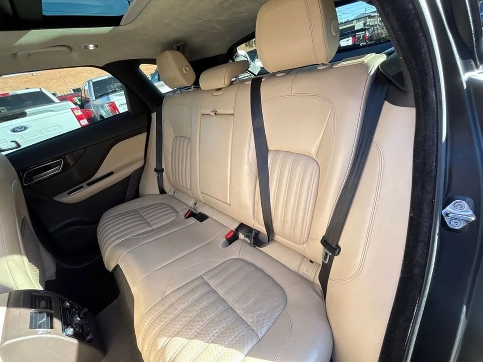 2019 Jaguar F-Pace - Image 19 of 20