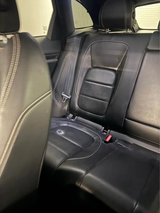 2019 Jaguar F-Pace - Image 15 of 19