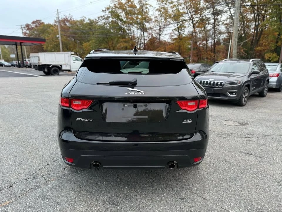 2019 Jaguar F-Pace - Image 8 of 19