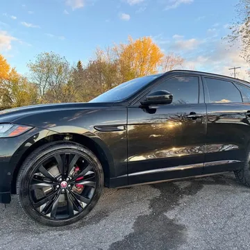 2019 Jaguar F-Pace S
