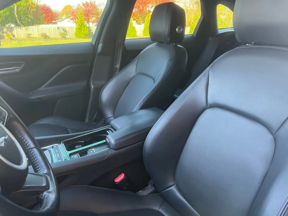 2019 Jaguar F-Pace - Image 13 of 16