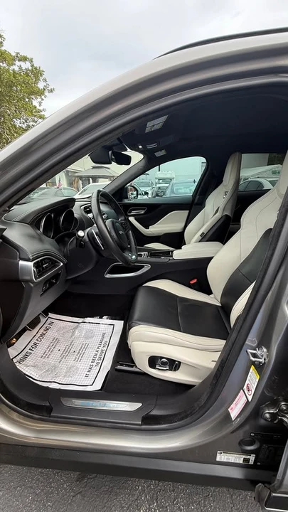 2019 Jaguar F-Pace - Image 6 of 11