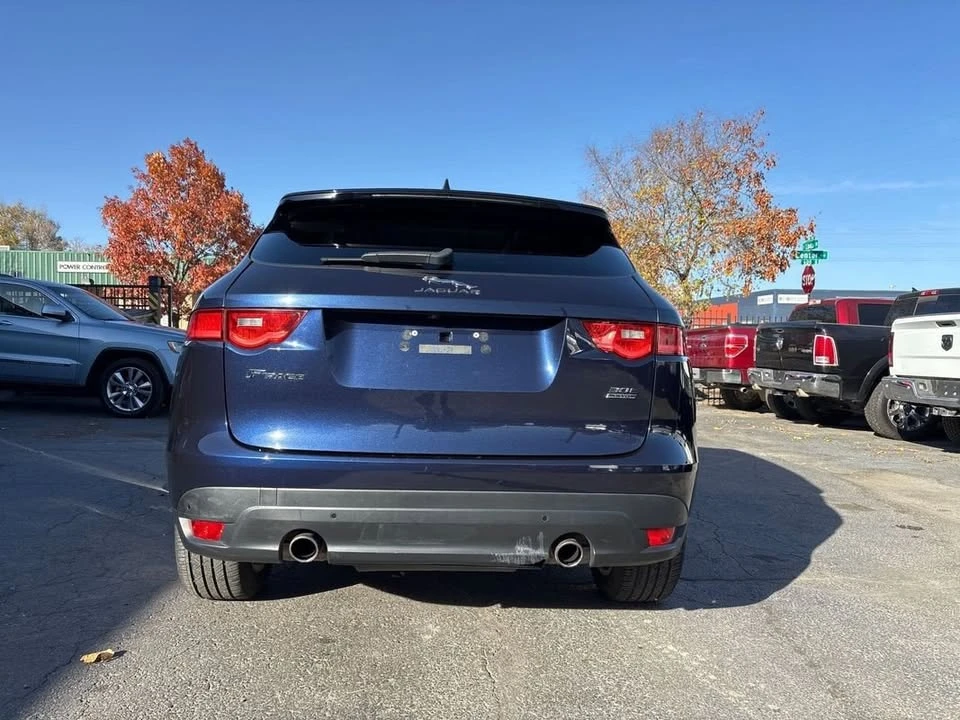 2019 Jaguar F-Pace - Image 9 of 20