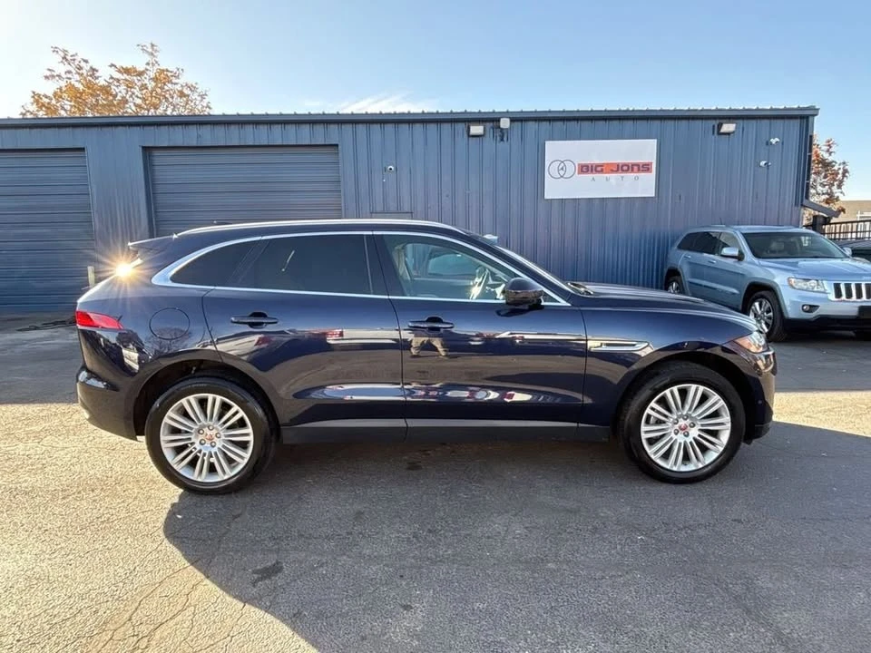 2019 Jaguar F-Pace - Image 13 of 20
