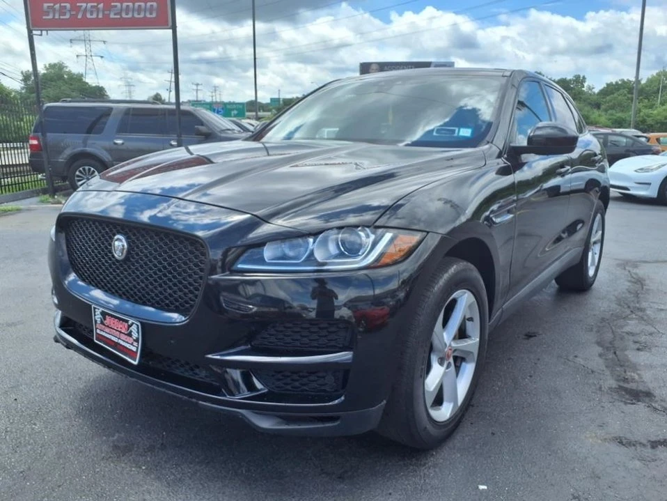 2019 Jaguar F-Pace - Image 7 of 19