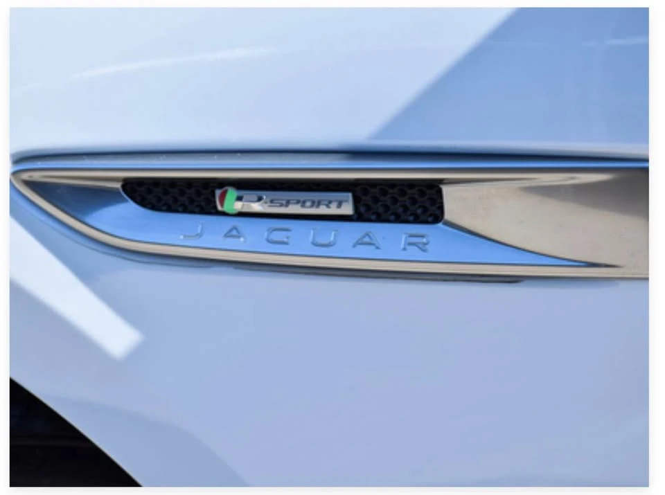 2019 Jaguar F-Pace - Image 7 of 19
