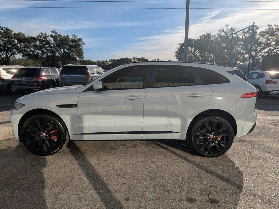 2019 Jaguar F-Pace - Image 4 of 20