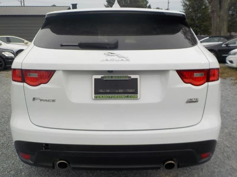 2019 Jaguar F-Pace - Image 4 of 20