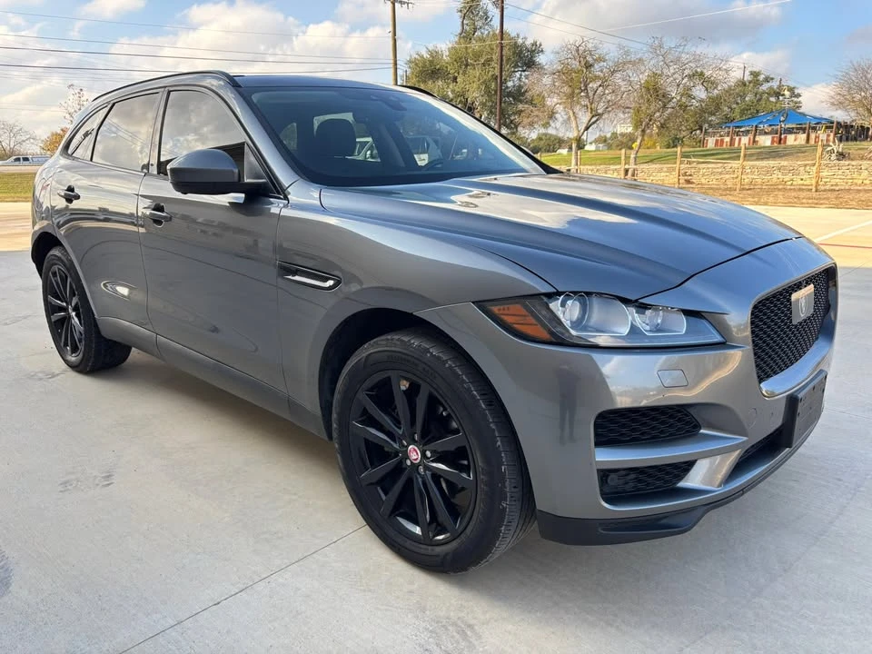 2019 Jaguar F-Pace - Image 7 of 20