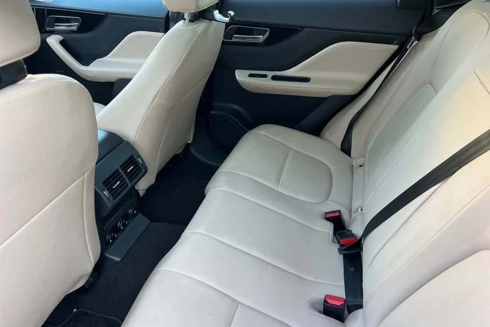 2019 Jaguar F-Pace - Image 3 of 5