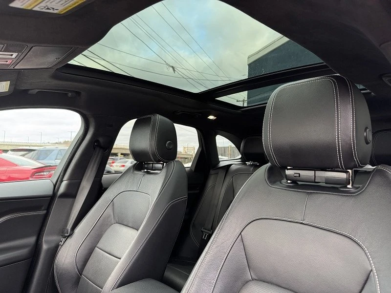 2019 Jaguar F-Pace - Image 15 of 20