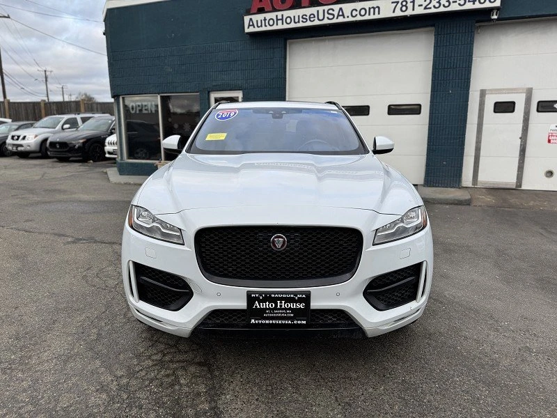 2019 Jaguar F-Pace - Image 2 of 20