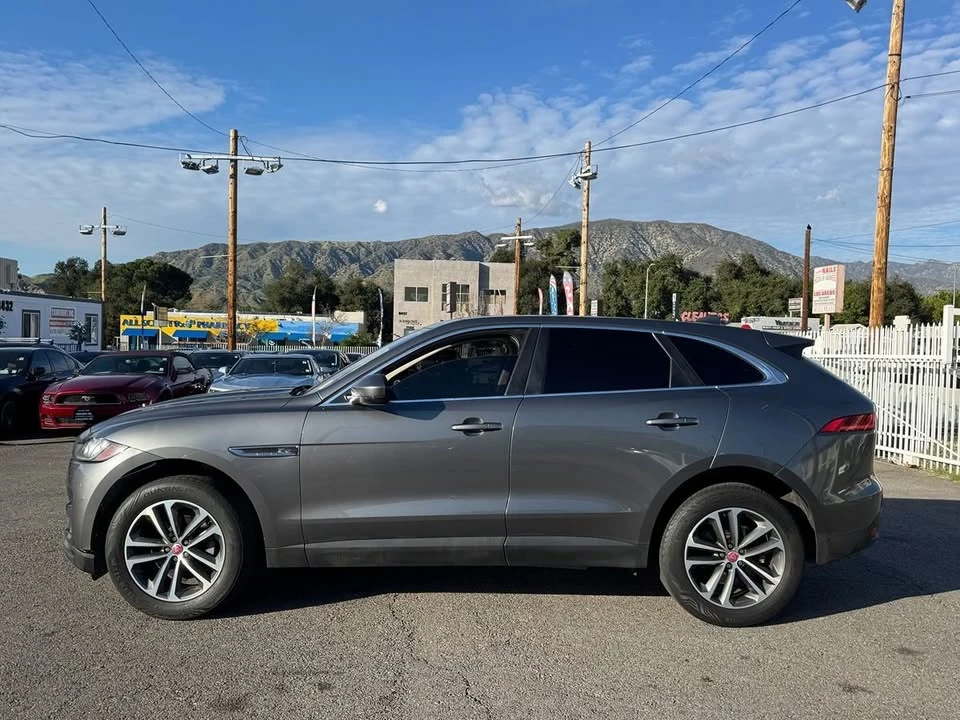 2019 Jaguar F-Pace - Image 4 of 20