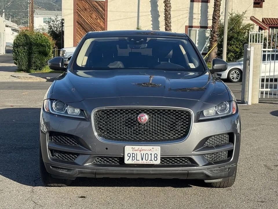 2019 Jaguar F-Pace - Image 2 of 20