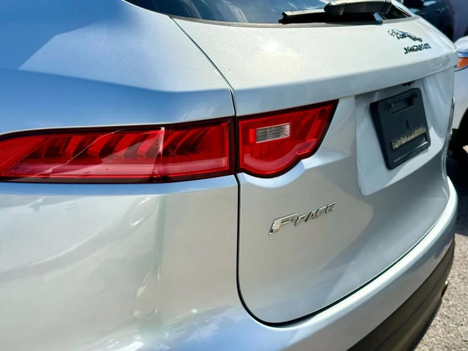 2019 Jaguar F-Pace - Image 13 of 20