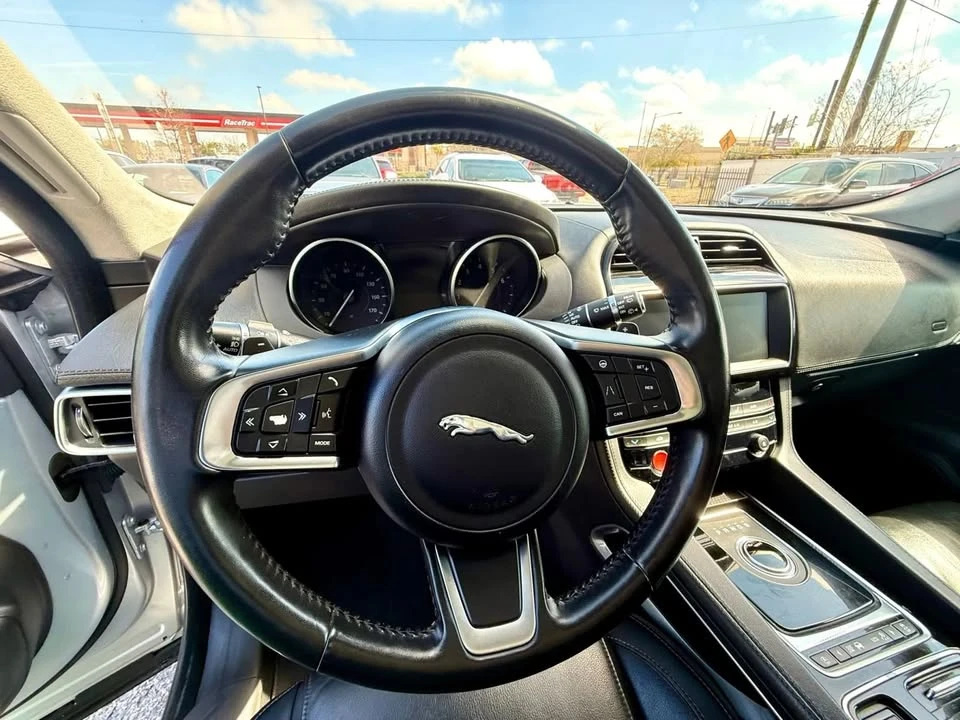 2019 Jaguar F-Pace - Image 20 of 20