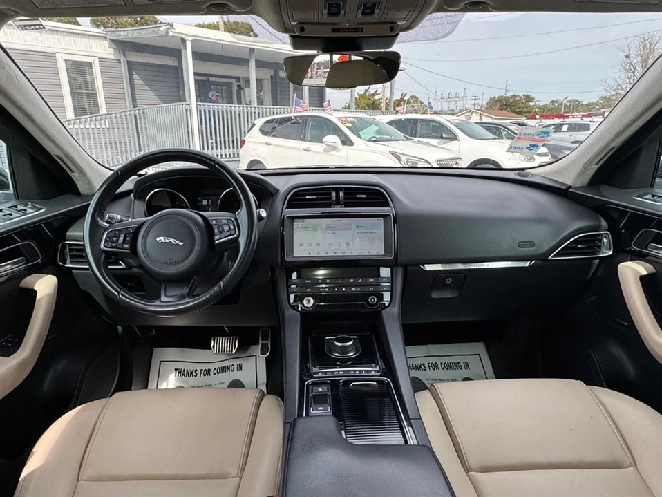 2019 Jaguar F-Pace - Image 11 of 18