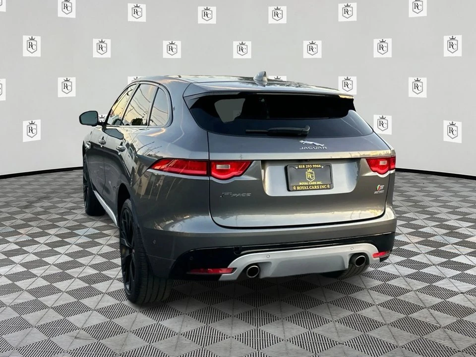 2019 Jaguar F-Pace - Image 7 of 20