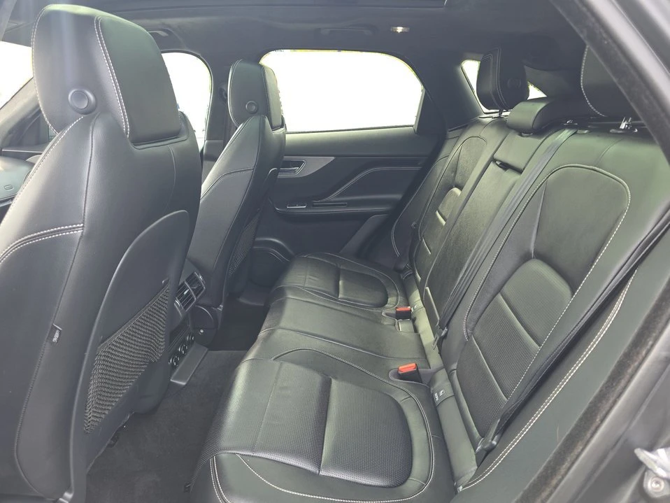 2019 Jaguar F-Pace - Image 10 of 20
