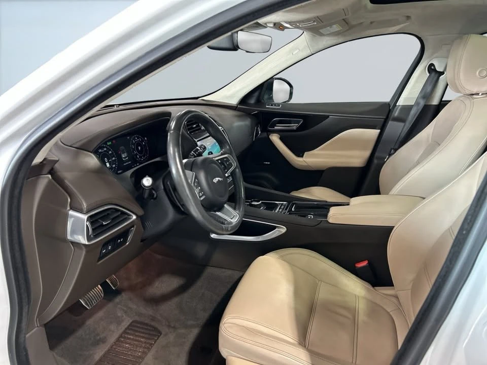 2019 Jaguar F-Pace - Image 9 of 13