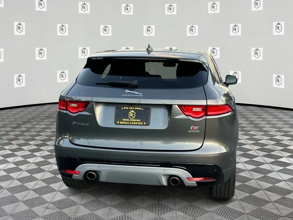 2019 Jaguar F-Pace - Image 6 of 20