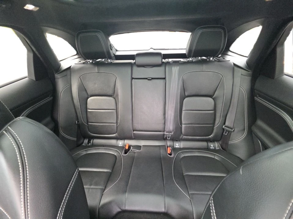 2019 Jaguar F-Pace - Image 15 of 20