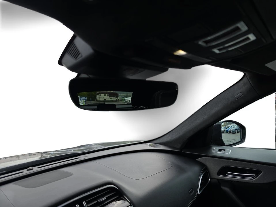 2019 Jaguar F-Pace - Image 18 of 20